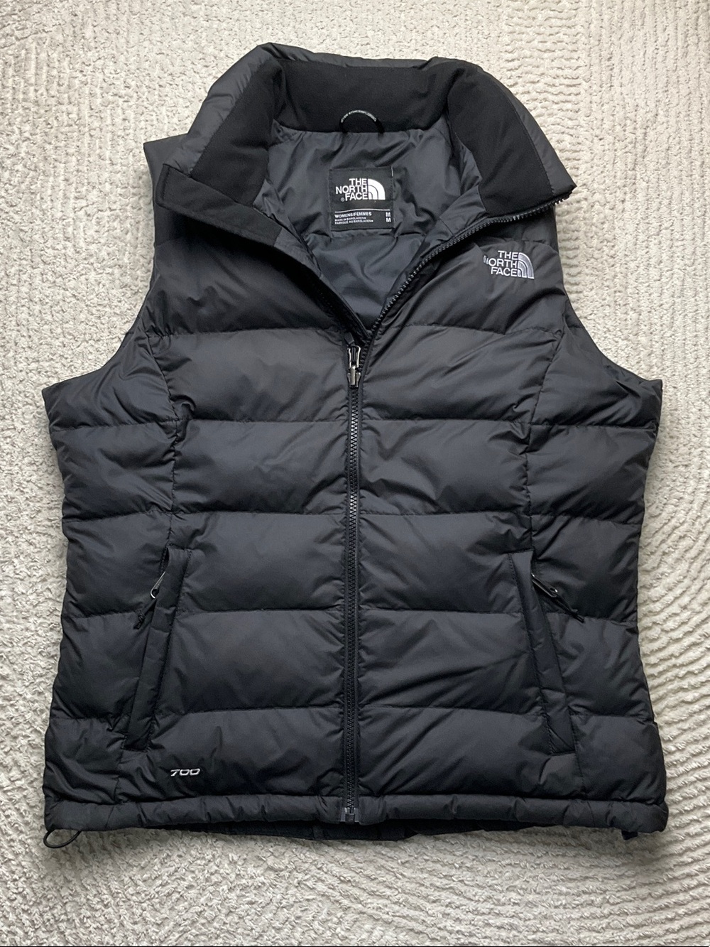 The North Face Women’s Nuptse Black Puffer Down 700 Vest Size Medium - Picture 2 of 16